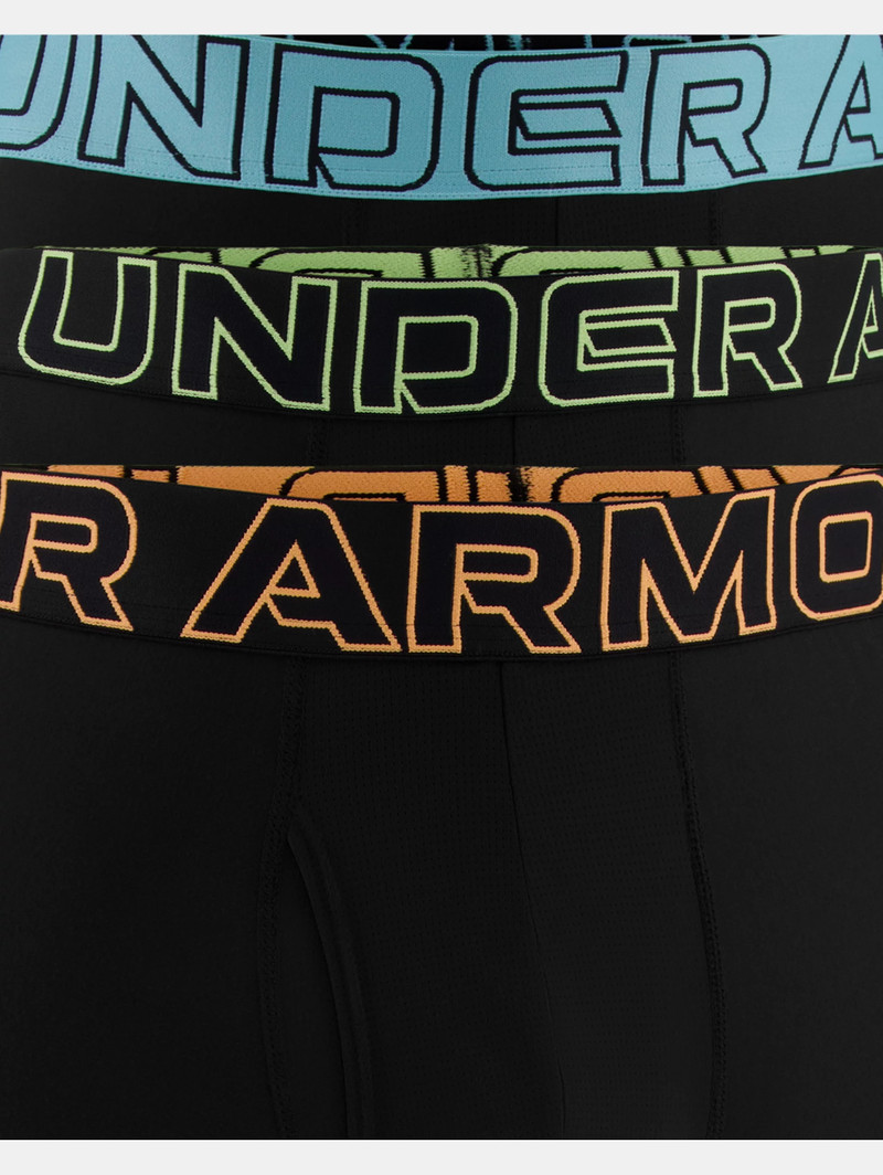 Under Armour UA Performance Tech™ outlook