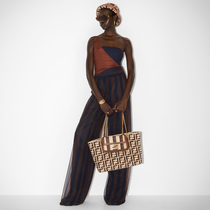 FENDI Baguette Chain Midi outlook