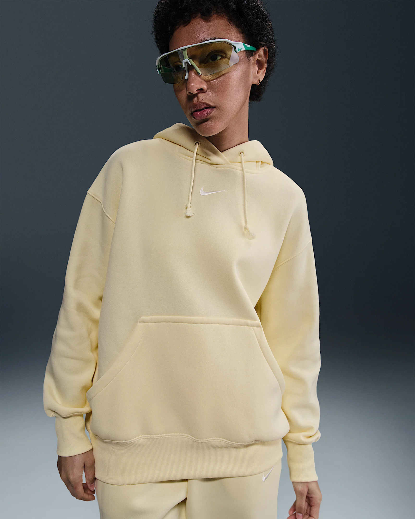 Nike Sportswear Phoenix Fleece Women's Oversized Pullover Hoodie - 1