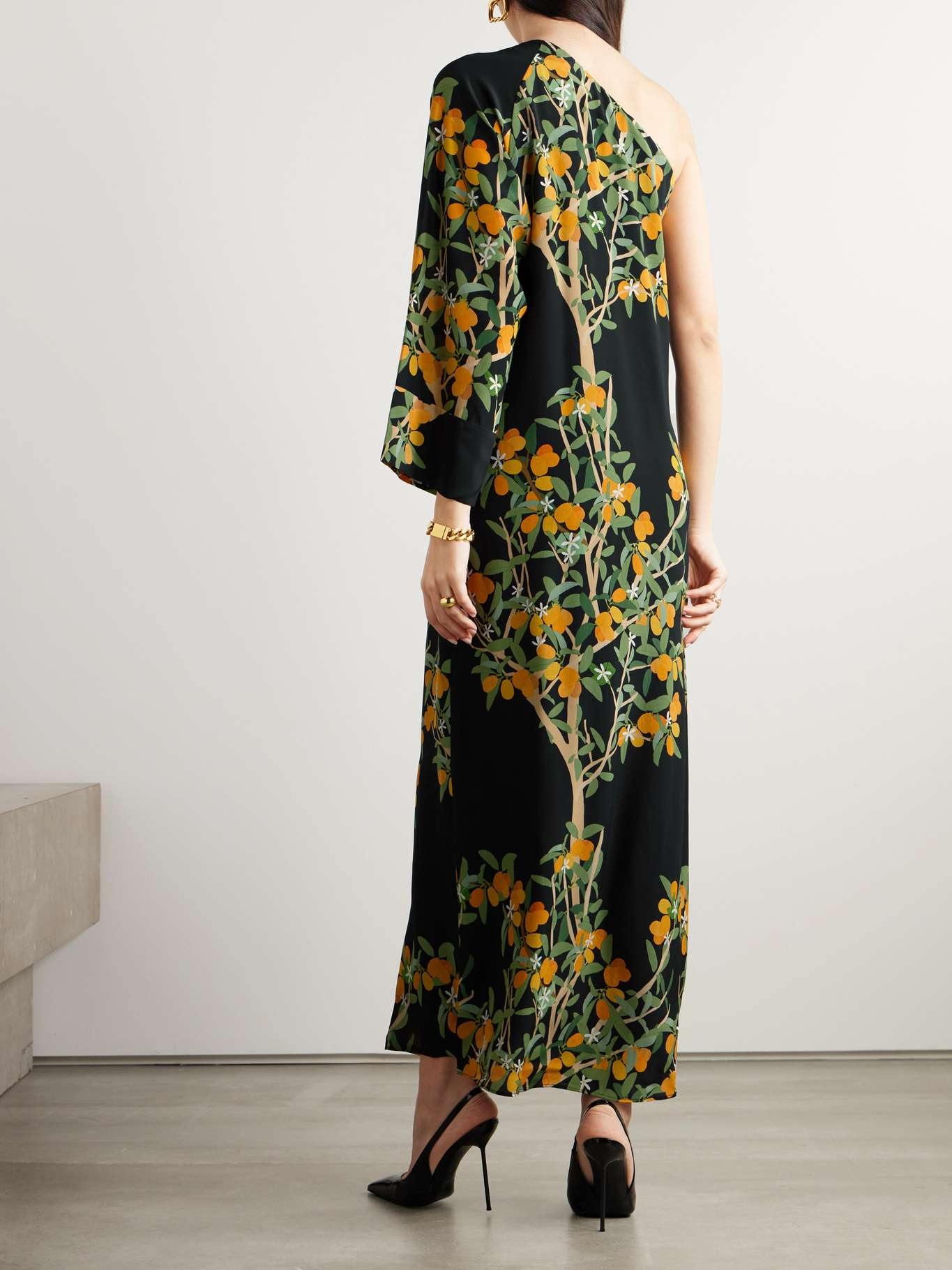 Lola one-sleeve printed silk-crepe maxi dress - 3