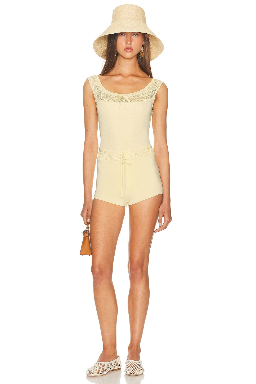 Brie Short - 5