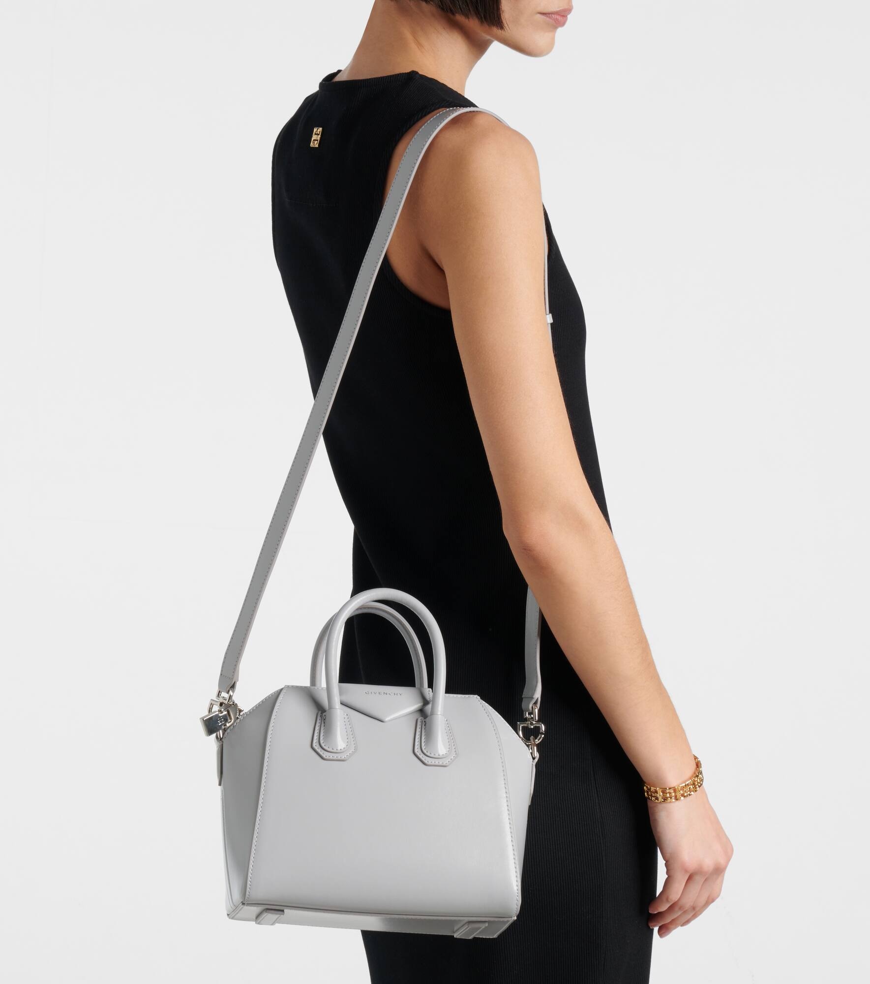 Antigona Mini leather tote bag - 6