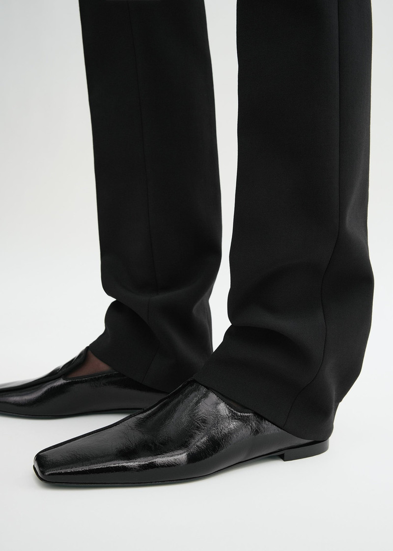 The Piped Loafer black 3
