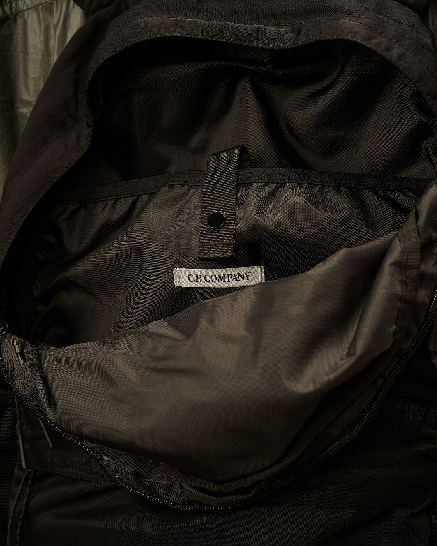 Nylon B Lens Backpack - 4