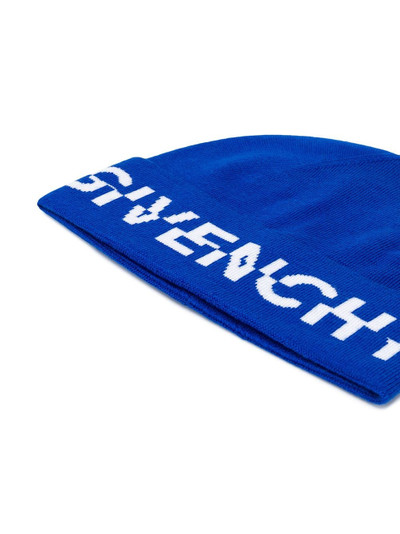 Givenchy off-set logo beanie outlook