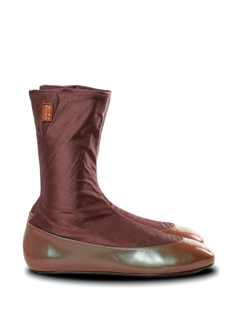 ankle-length boots 1