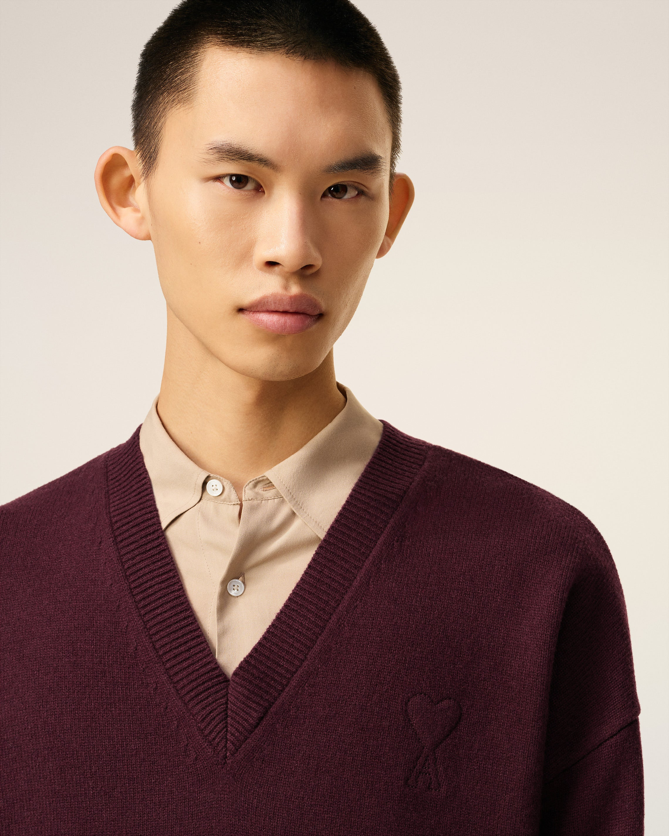 BURGUNDY WOOL AMI DE COEUR V NECK SWEATER - 5