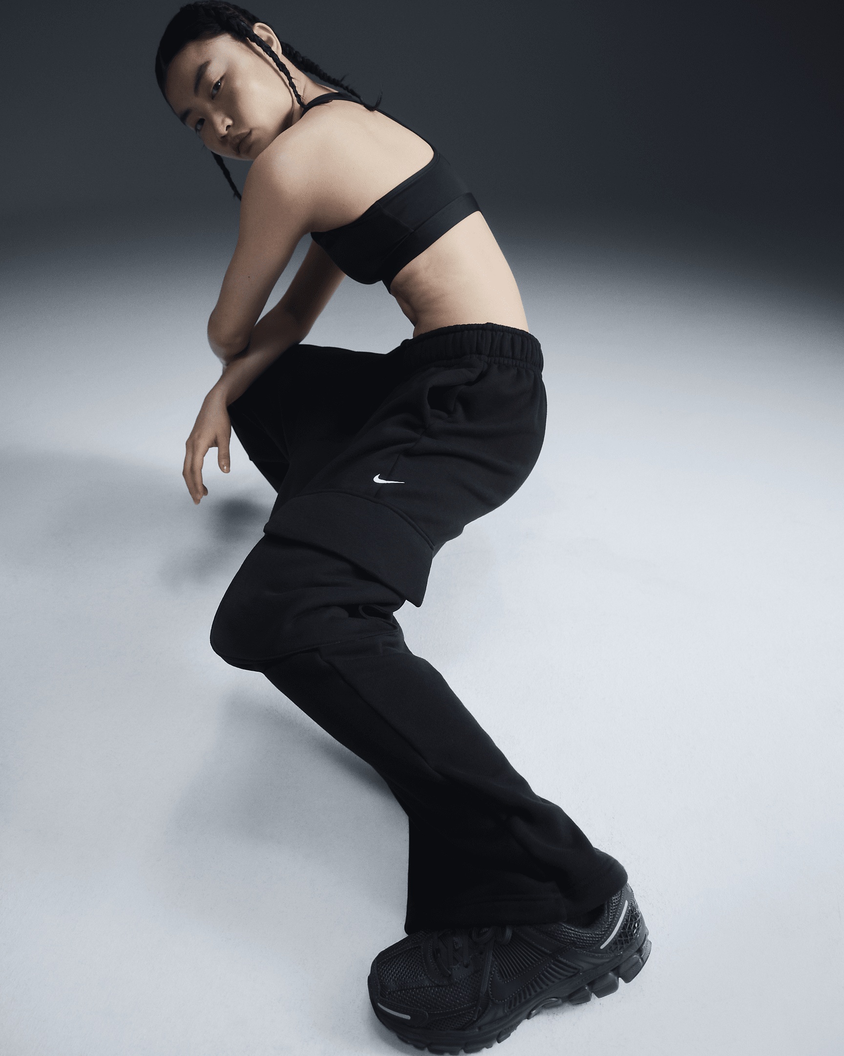 Nike Sportswear Women's Low-Rise Oversized French Terry Open-Hem Pants - 3