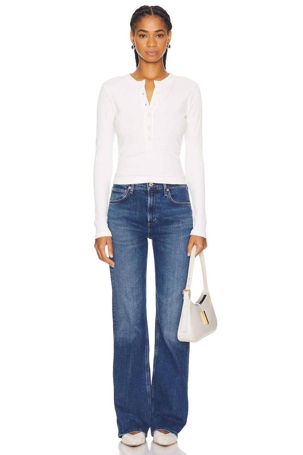 Varra Henley - 4