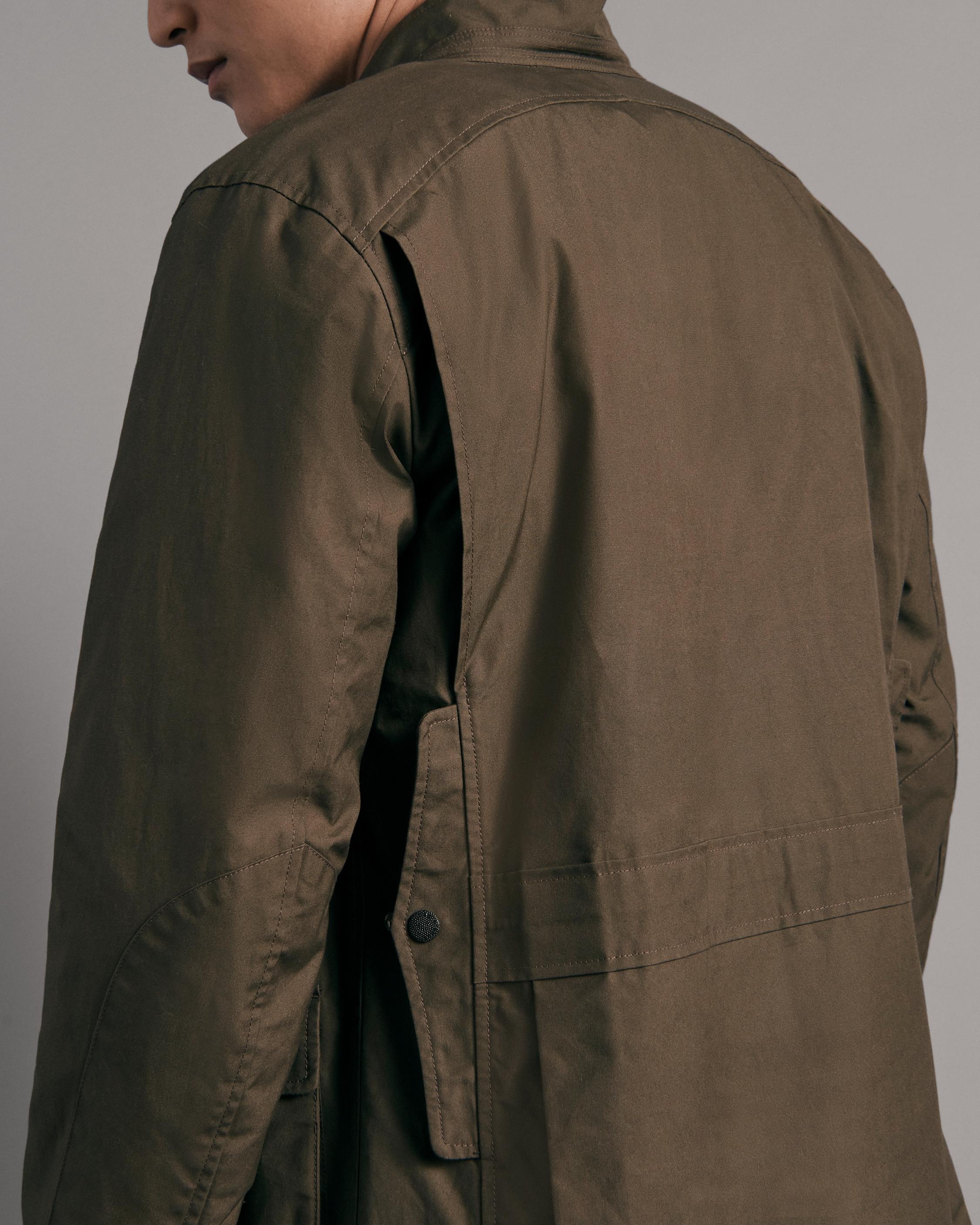 Waxed Archive Hunting Jacket
Relaxed Fit Jacket - 6