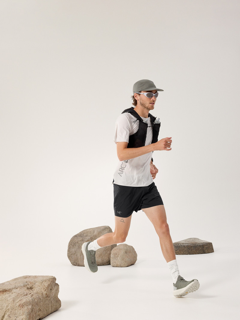 Arc'teryx Norvan Downword Logo Shirt SS outlook