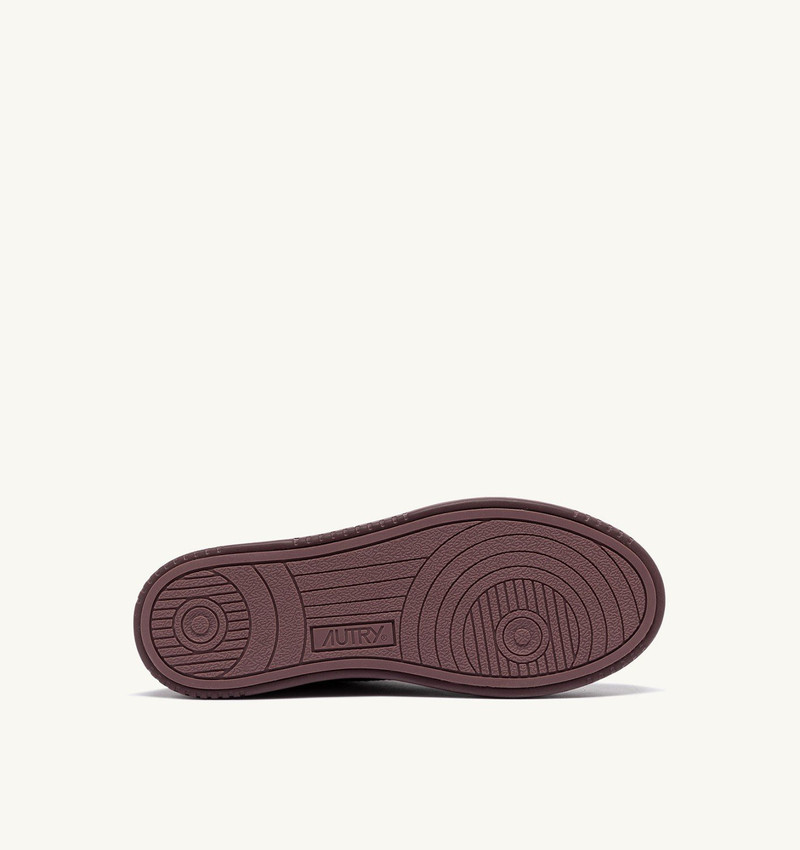MEDALIST EASEKNIT LOW SNEAKERS IN ROSE TAUPE KNIT 4