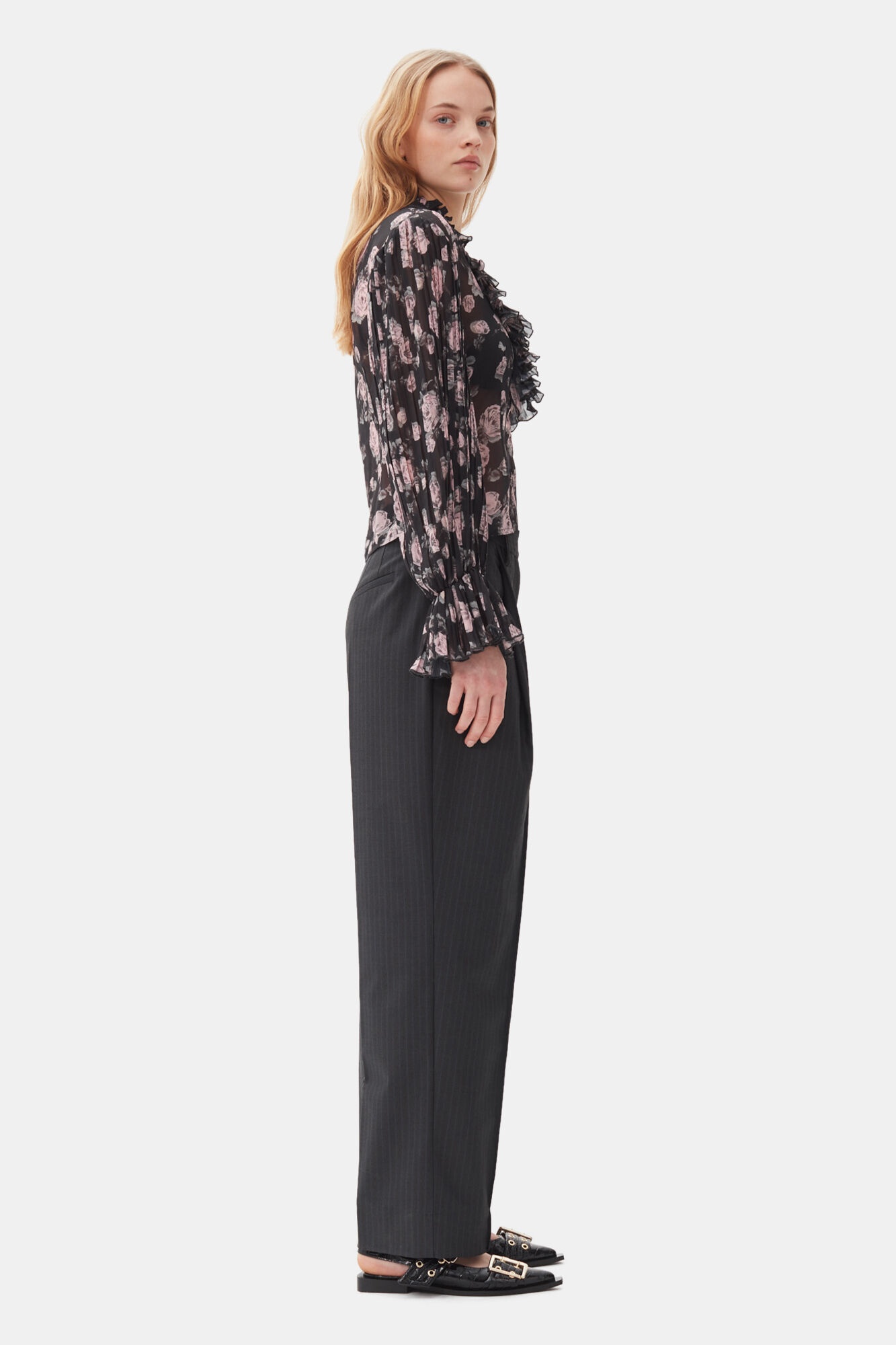 FLORAL PRINTED PLEATED GEORGETTE BLOUSE - 4