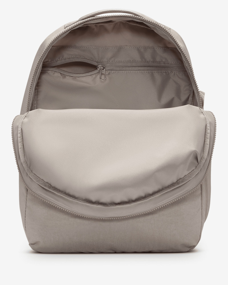 Nike Aura Backpack (24L) 4