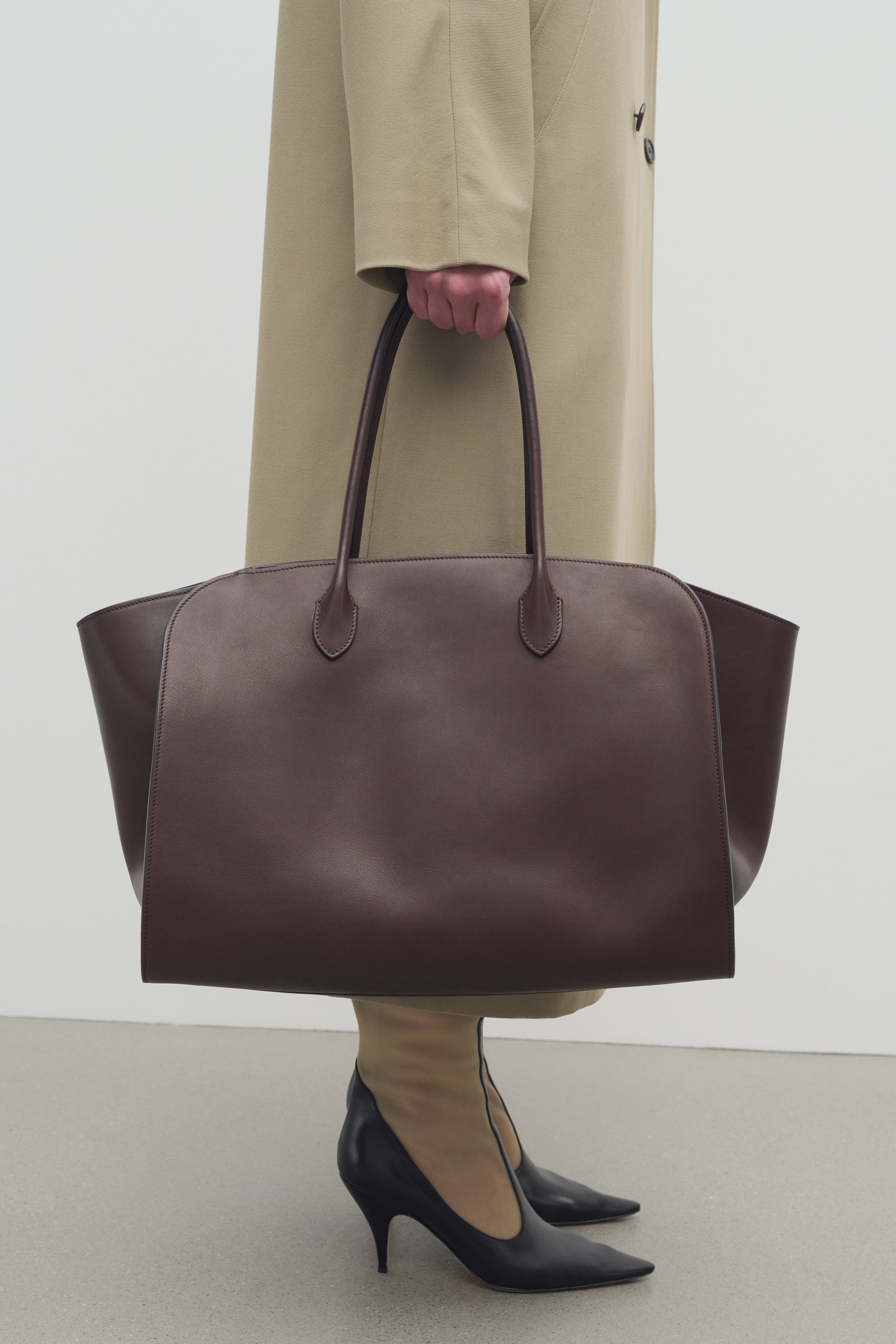 Marlo Tote Bag in Leather - 4