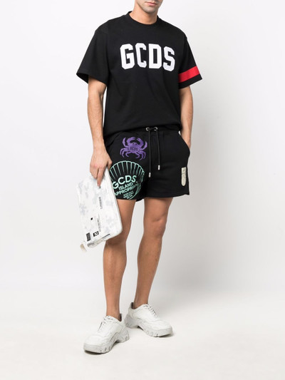 GCDS logo-print short-sleeve T-shirt outlook