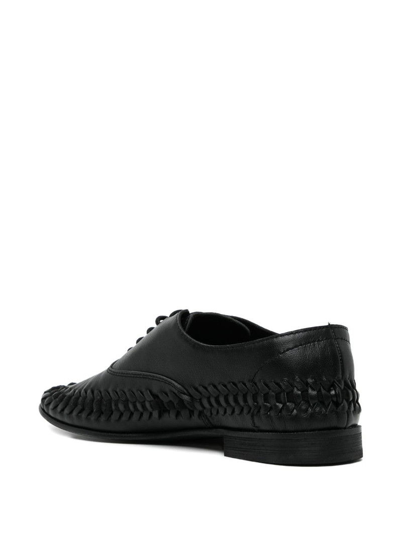 lace-up oxford shoes 3