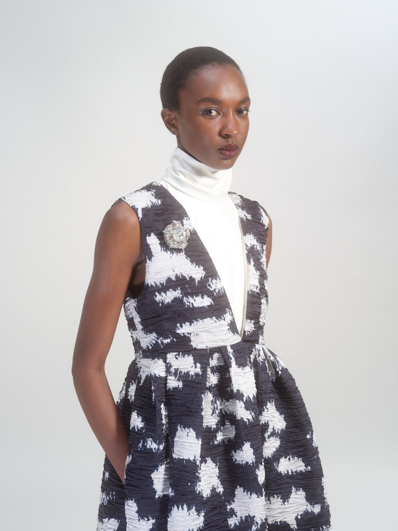 Dries Van Noten HANDCRAFTED BROOCH outlook