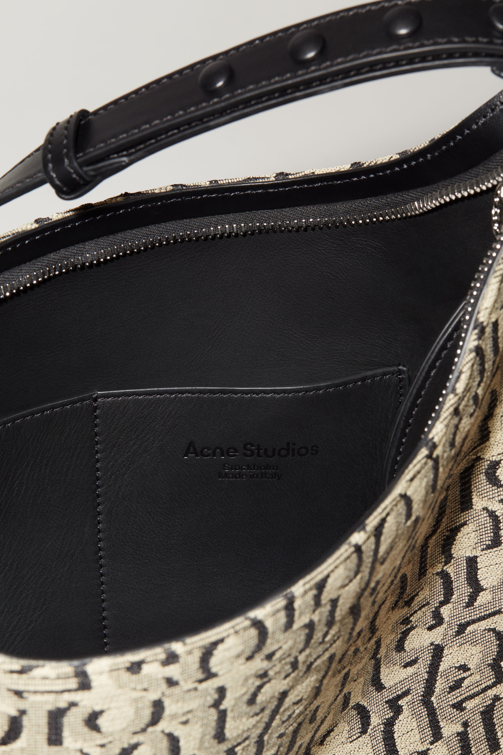 Platt shoulder bag - Beige/black - 6