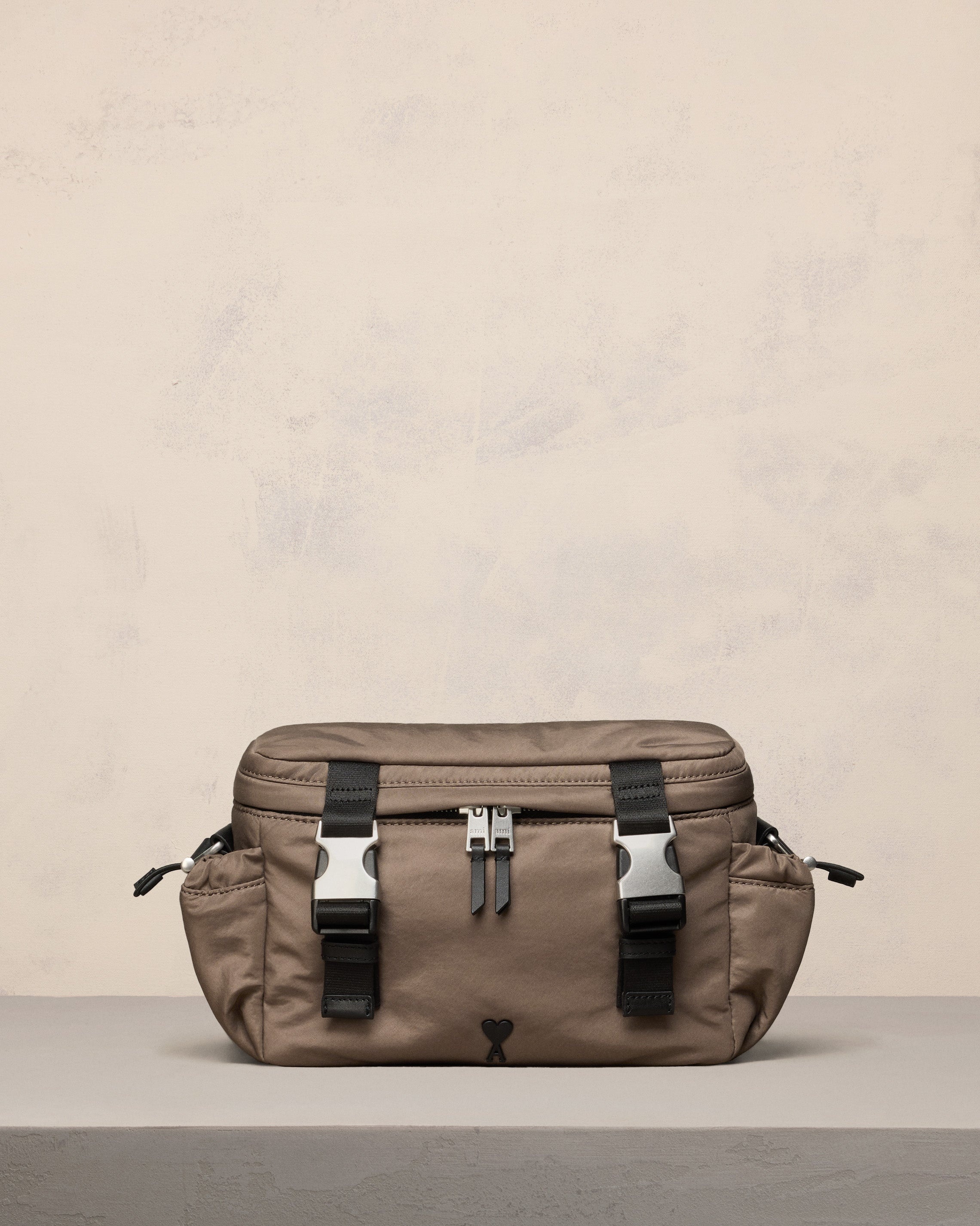 AMI DE COEUR MESSENGER BAG - 1