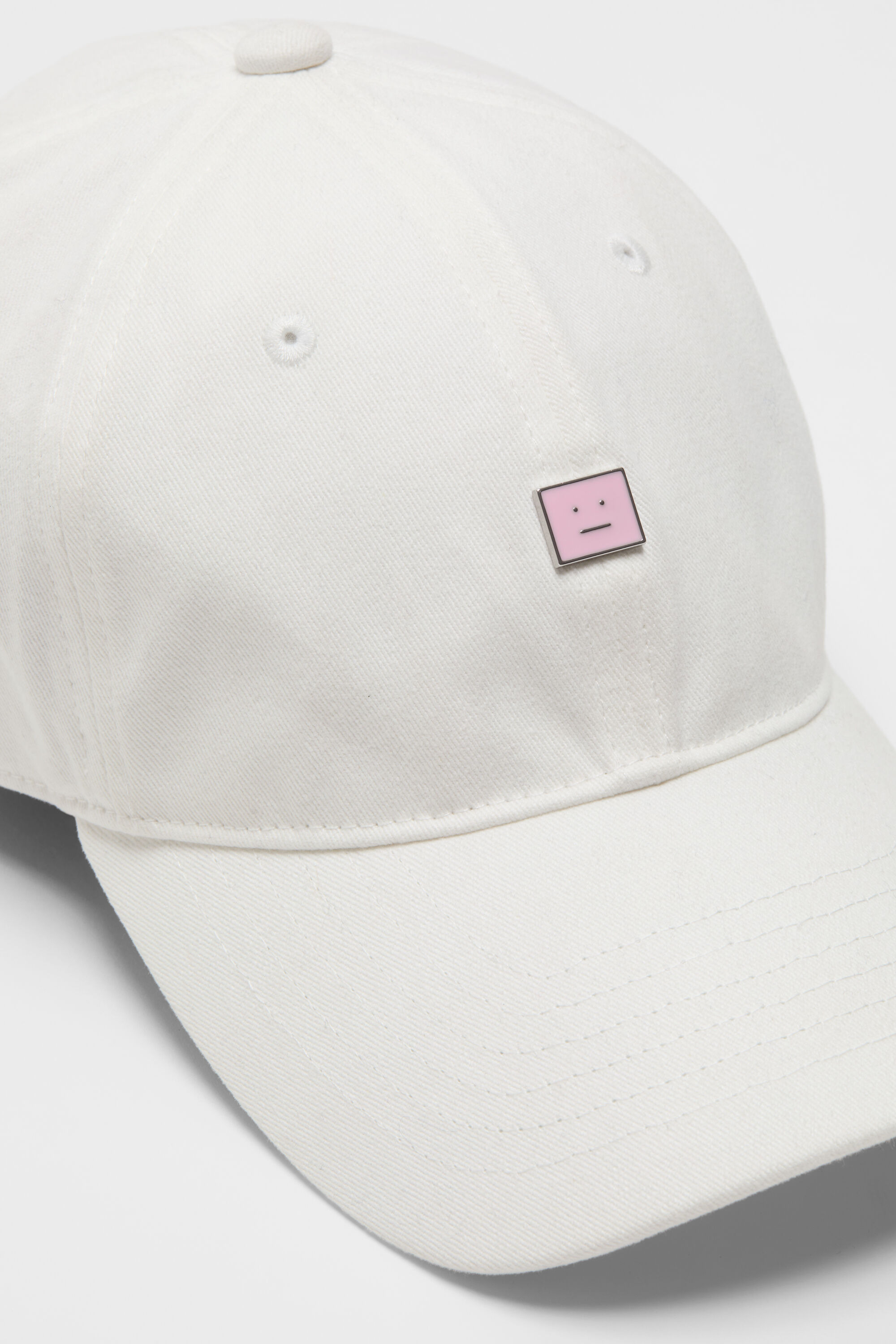 Face stud cap - White - 4