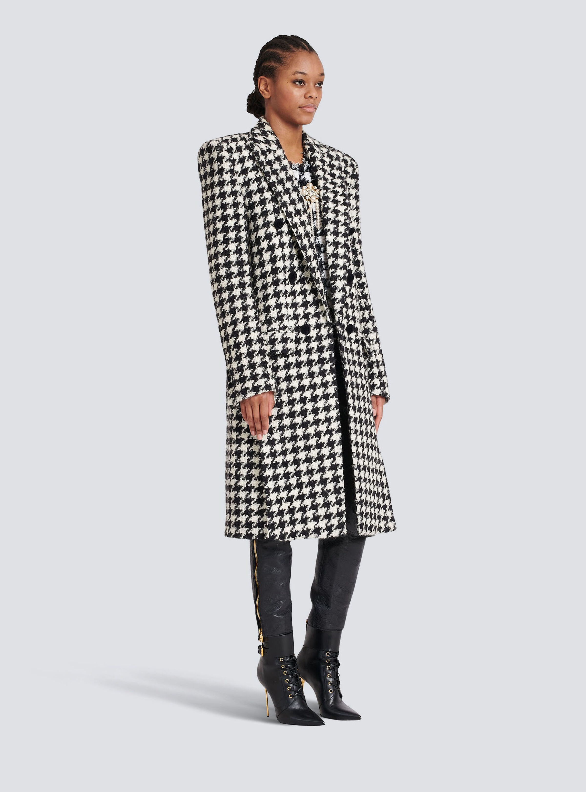 Unisex - Six-button wool coat with detachable inset jacket - 5