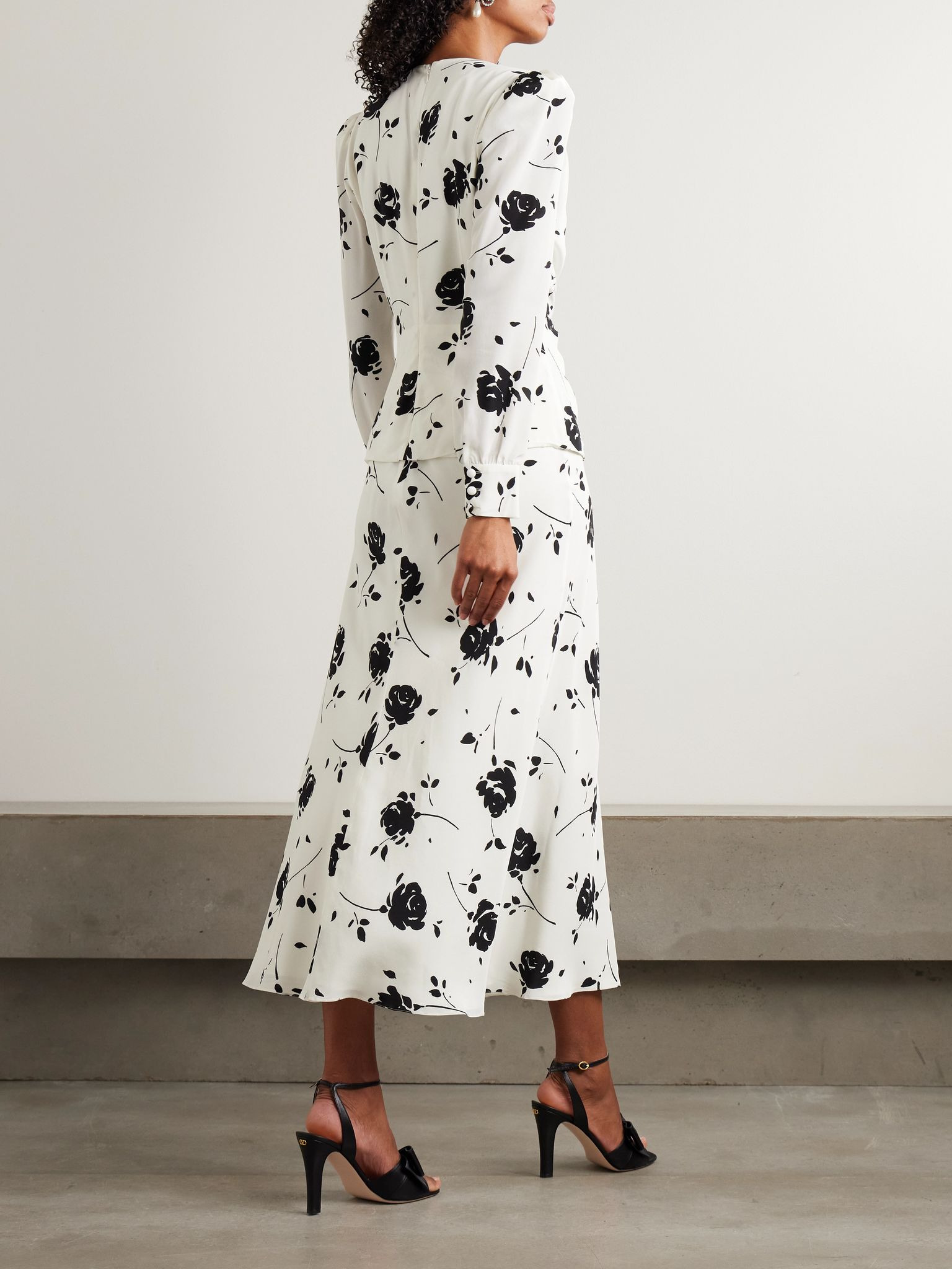 Embellished pleated floral-print silk crepe de chine midi dress White - 3