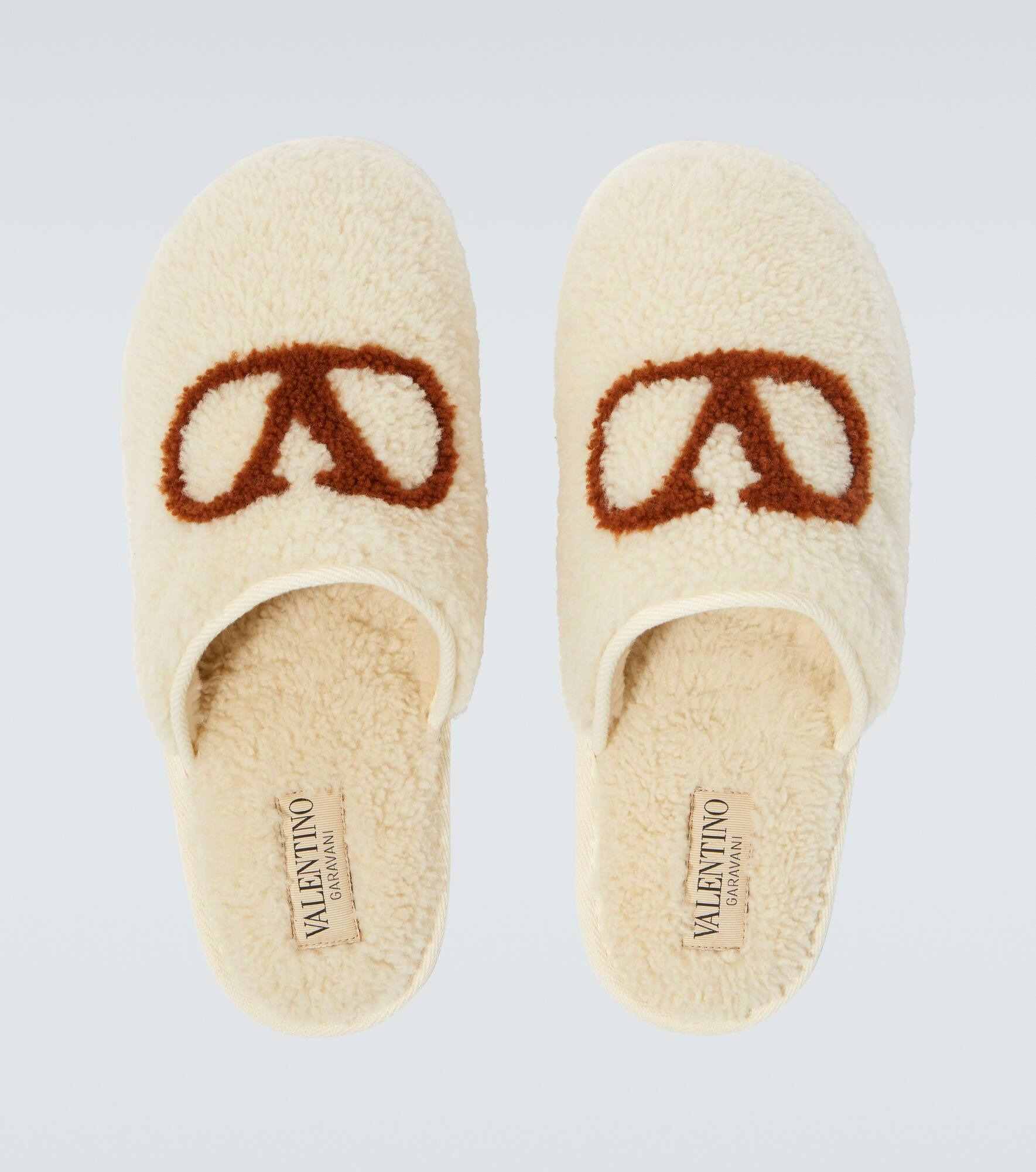 VLogo shearling slippers - 4
