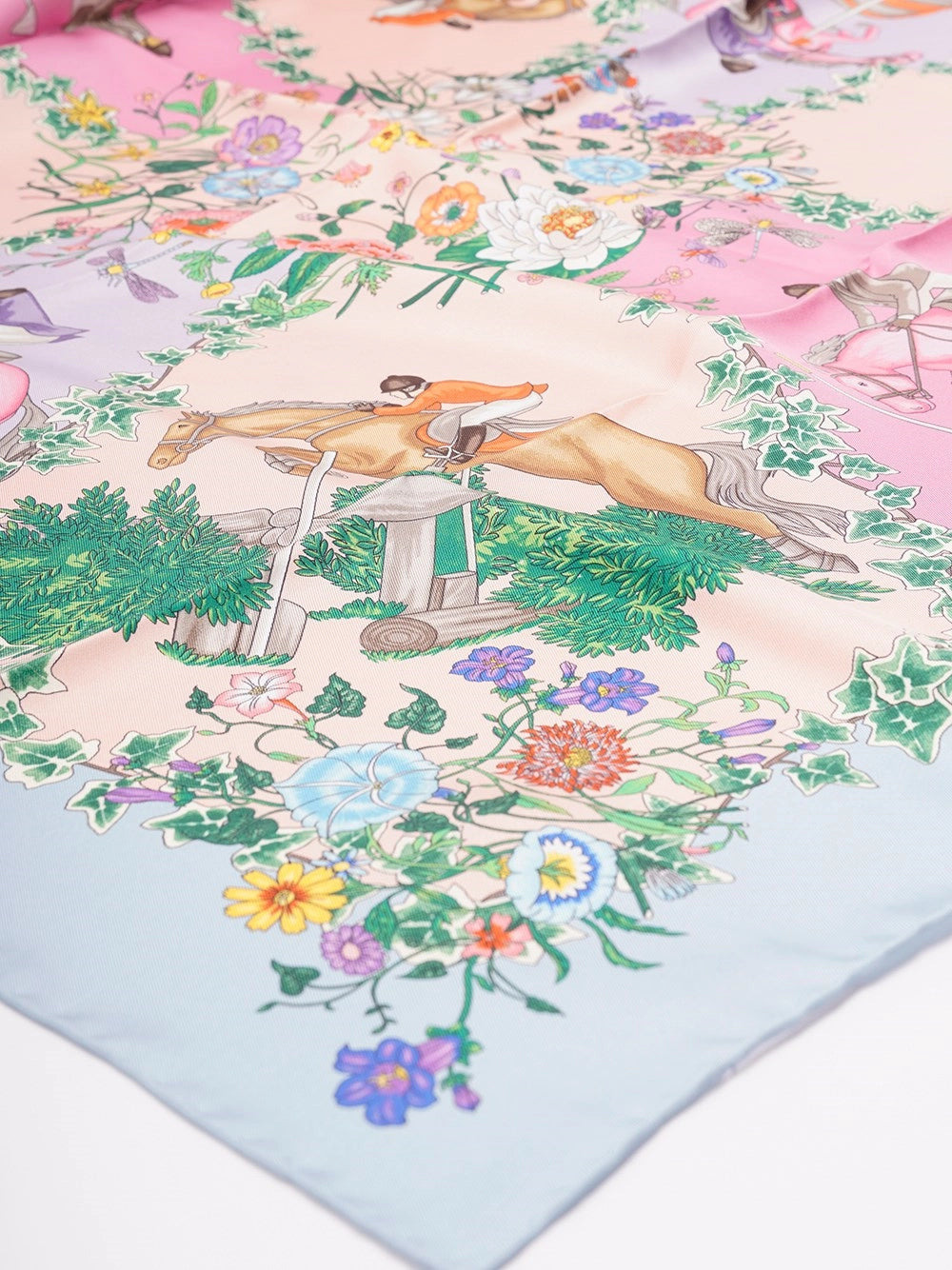 Gucci Women Allover Floral Print Silk Carré - 3