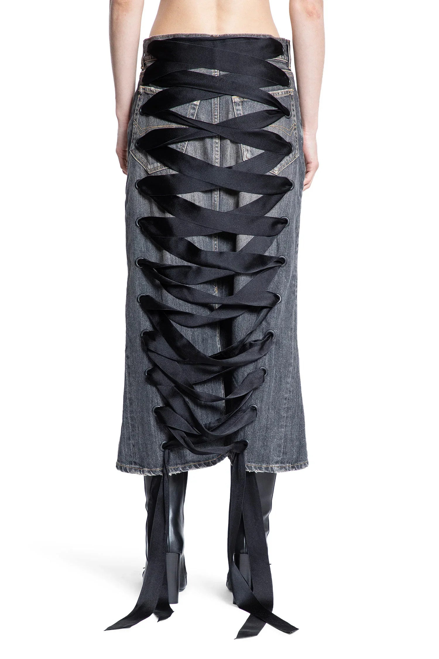Lace-Up-Skirt-In-Denim - 3