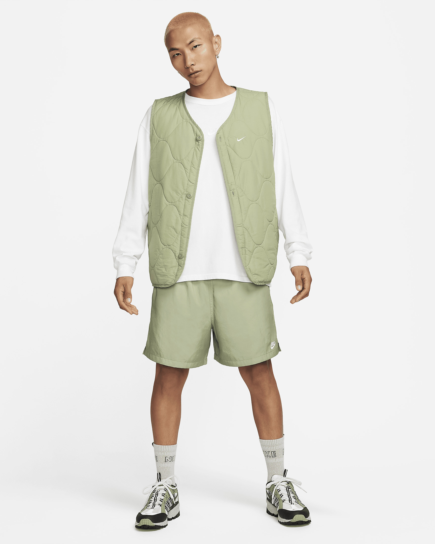 Nike Club Men's Woven Flow Shorts - 7