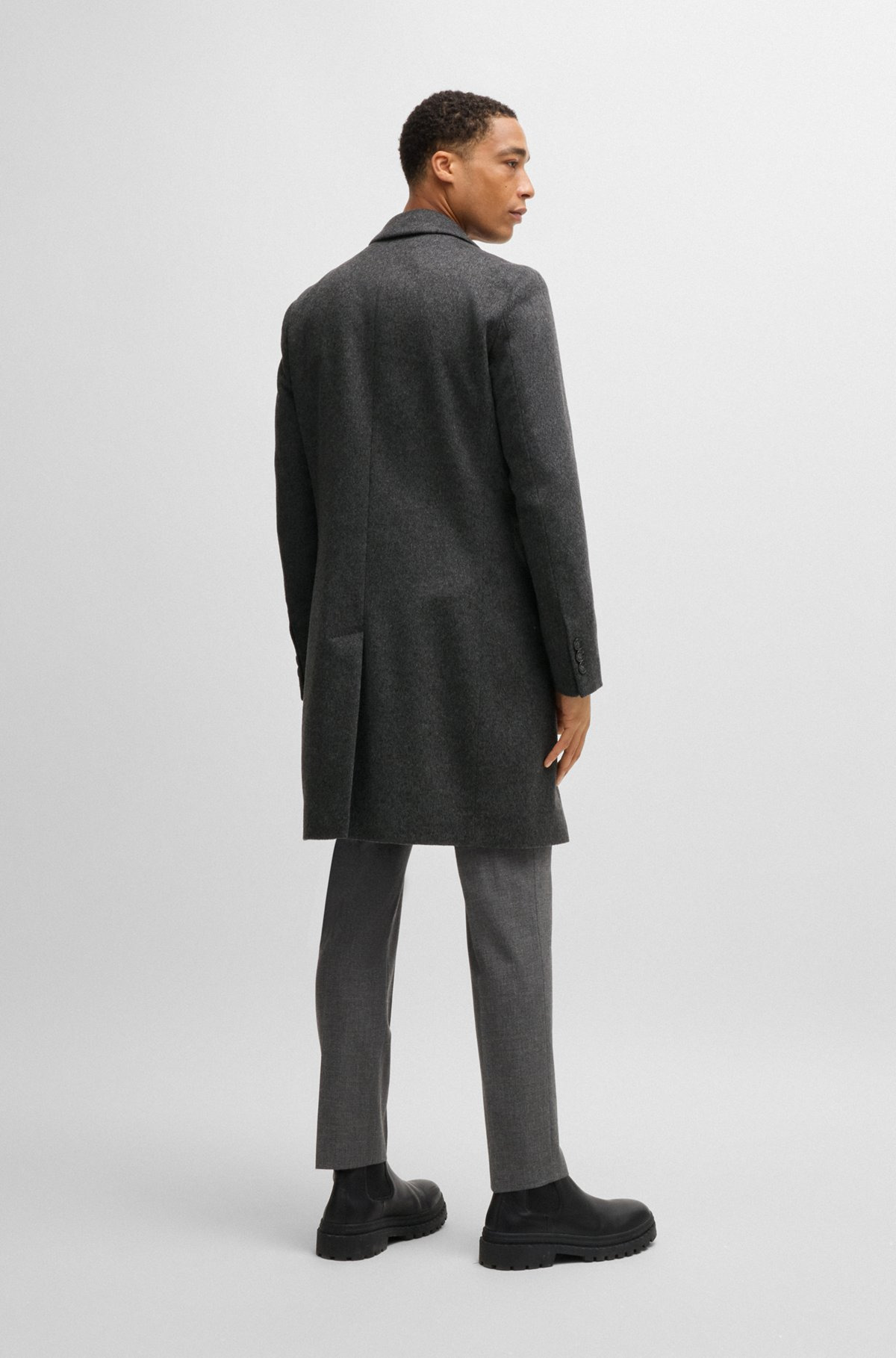 SLIM-FIT COAT IN WOOL AND CASHMERE - 5