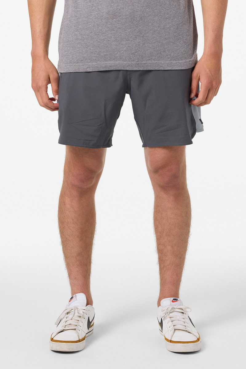 Perform Light Tech Panel Lined Elastic Waist 17" Hybrid Shorts 3