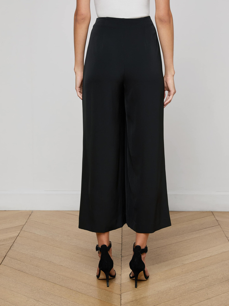 L'AGENCE Novalynn Cropped Pleated Pant outlook