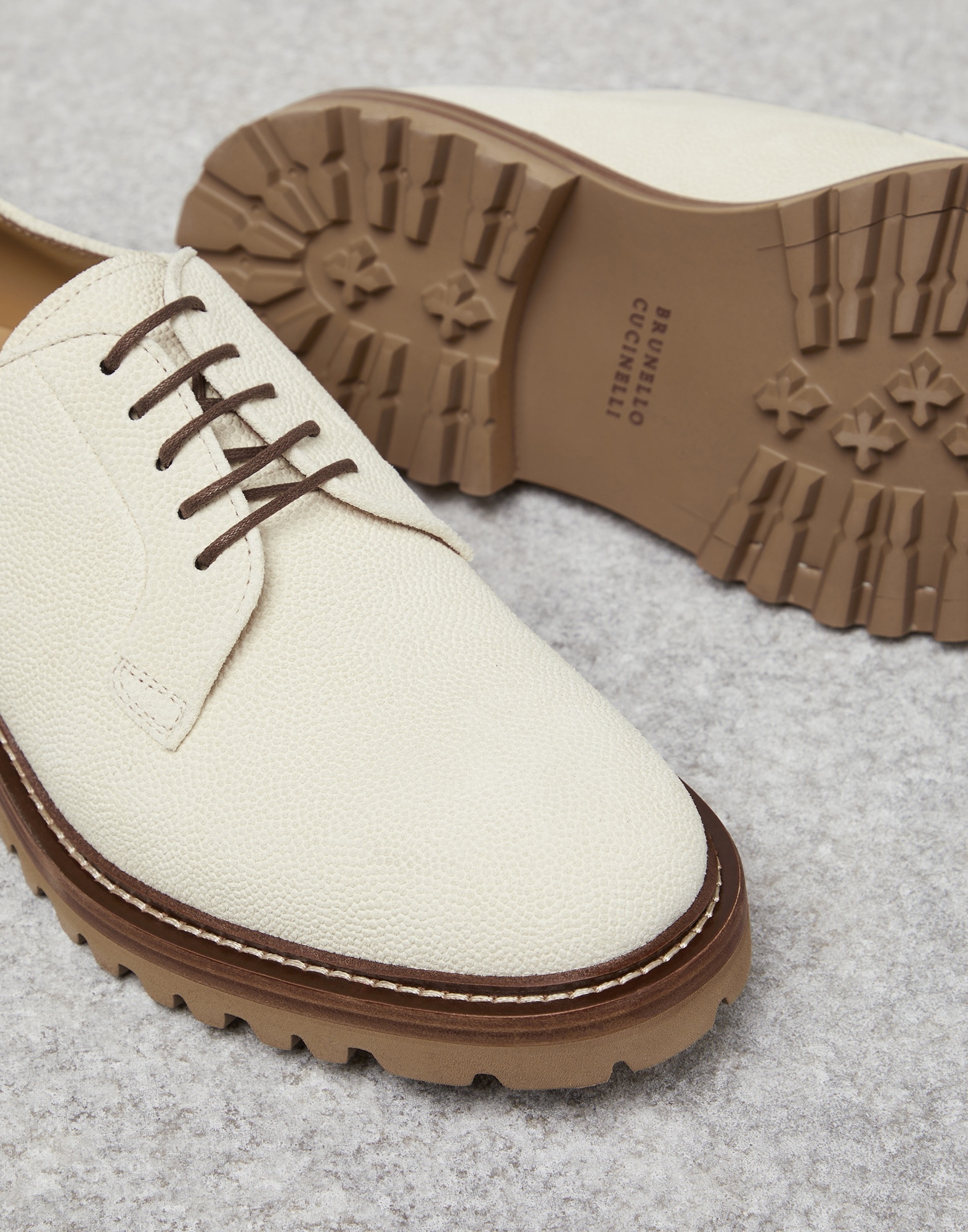 Grained calfskin Derbys - 4
