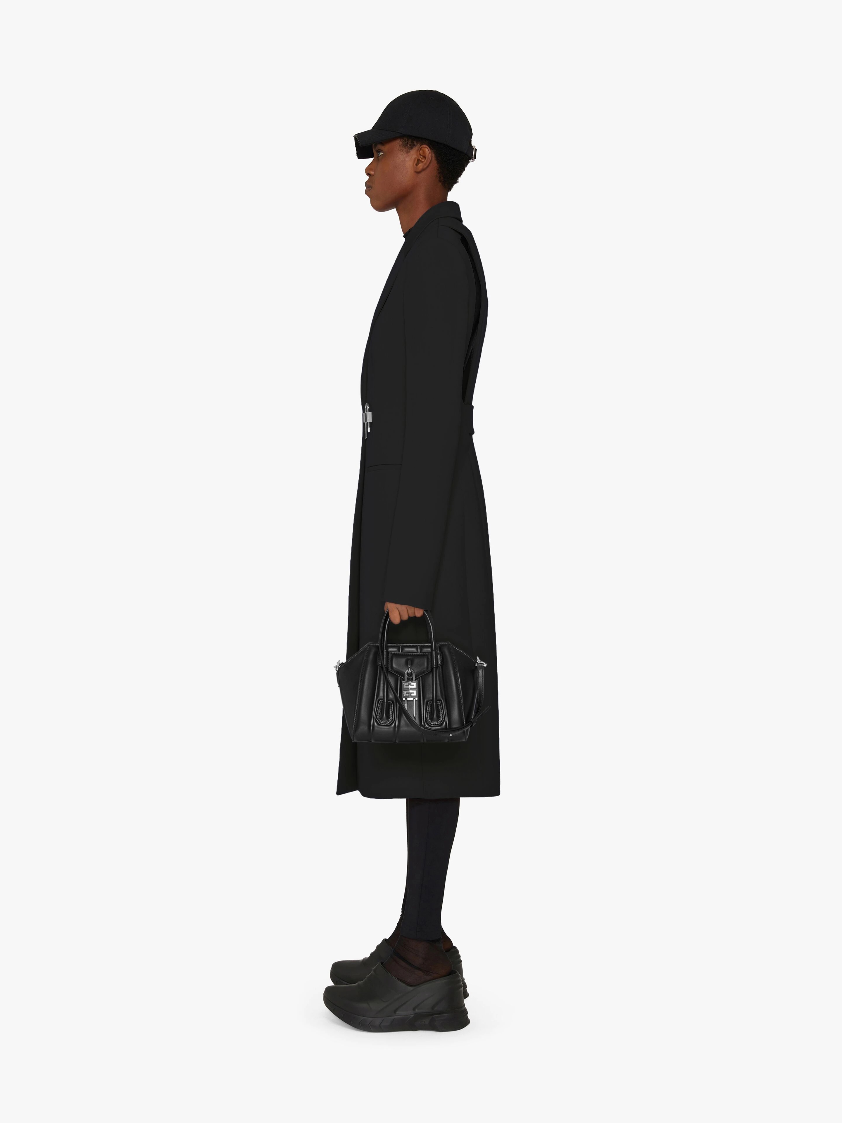 COAT IN LIGHTWEIGHT WOOL WITH PADLOCK - 3