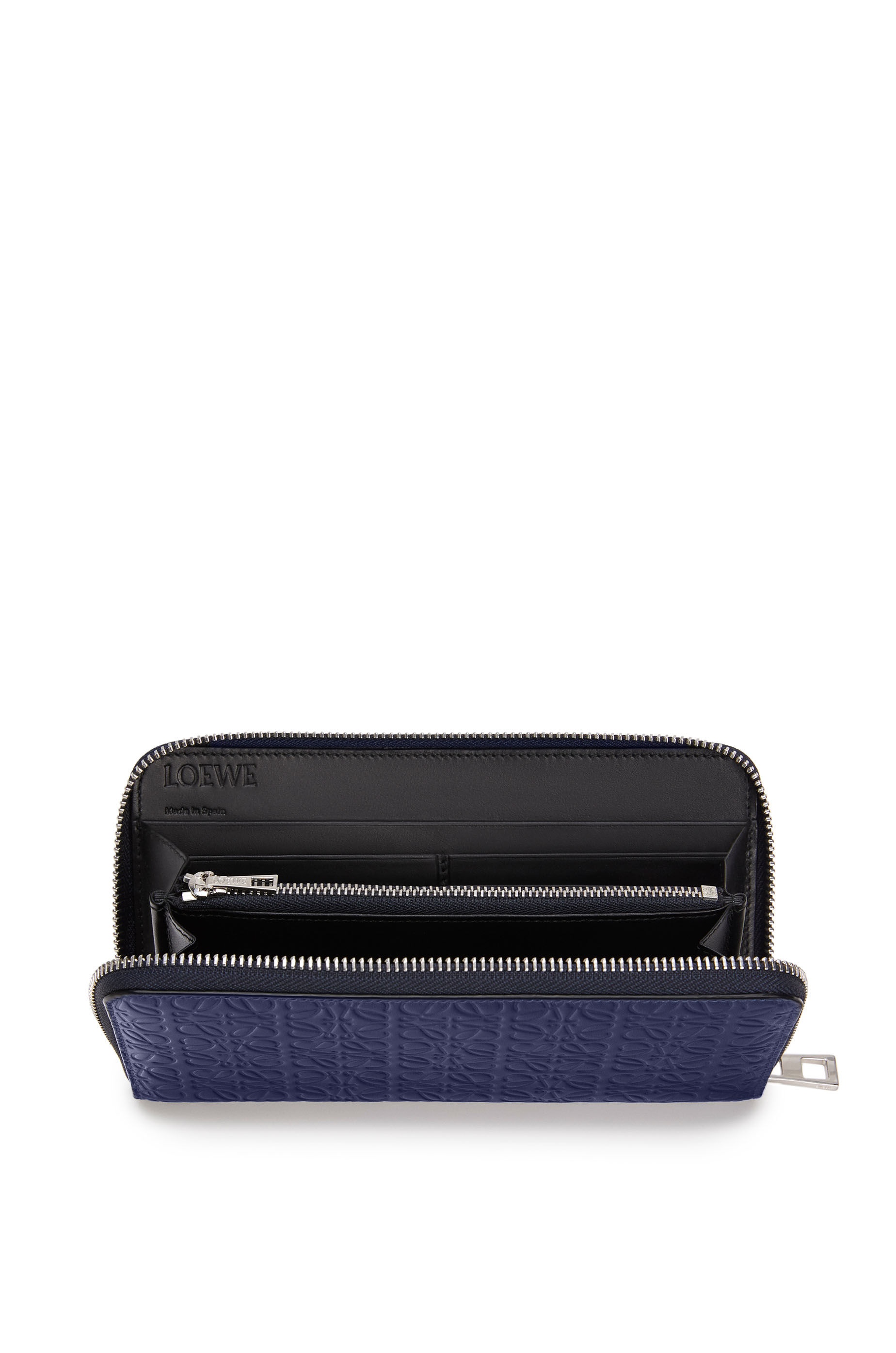 Zip around wallet in calfskin - 6