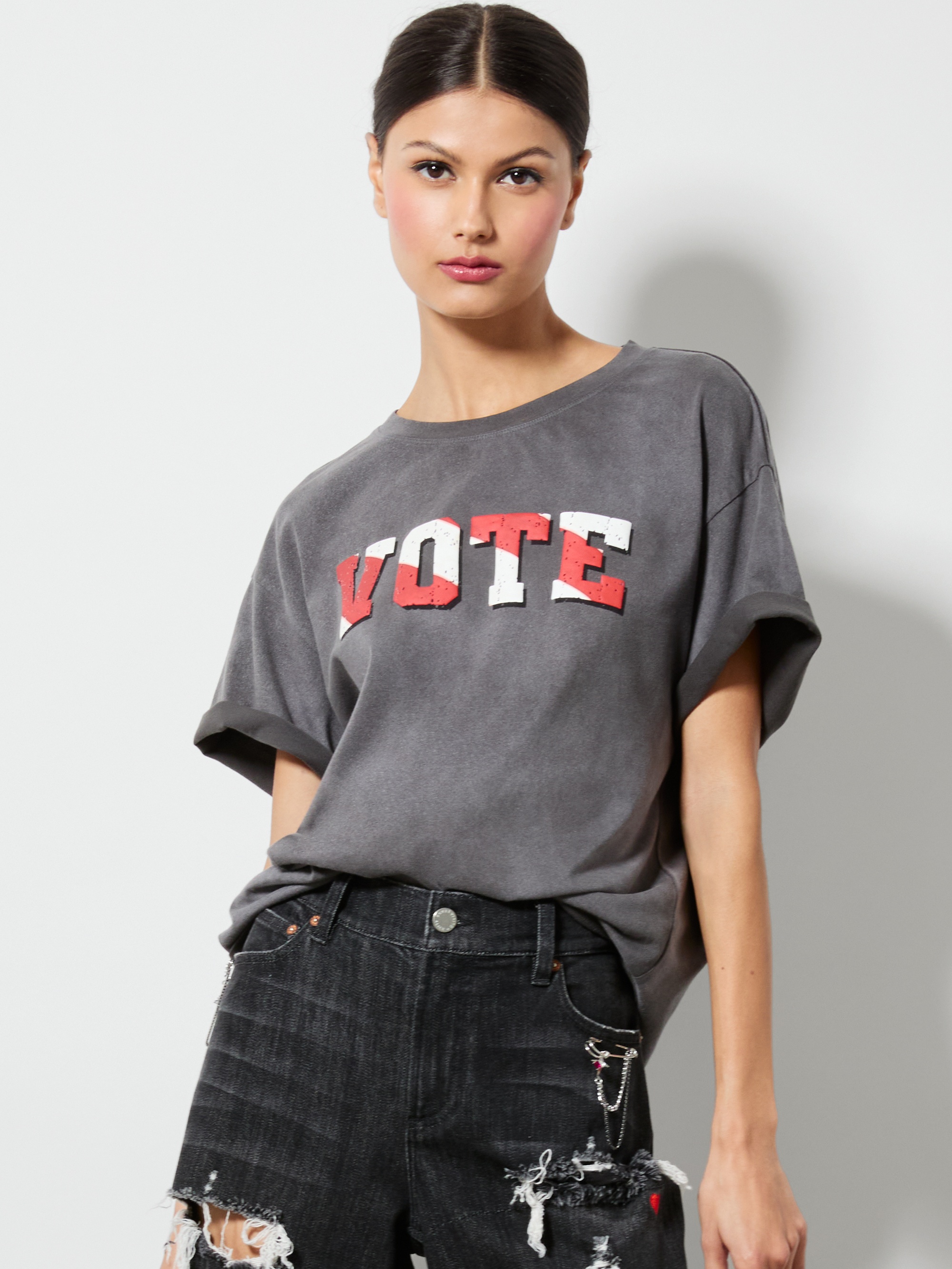 A+O X I AM A VOTER® EVAN OVERSIZED TEE - 2
