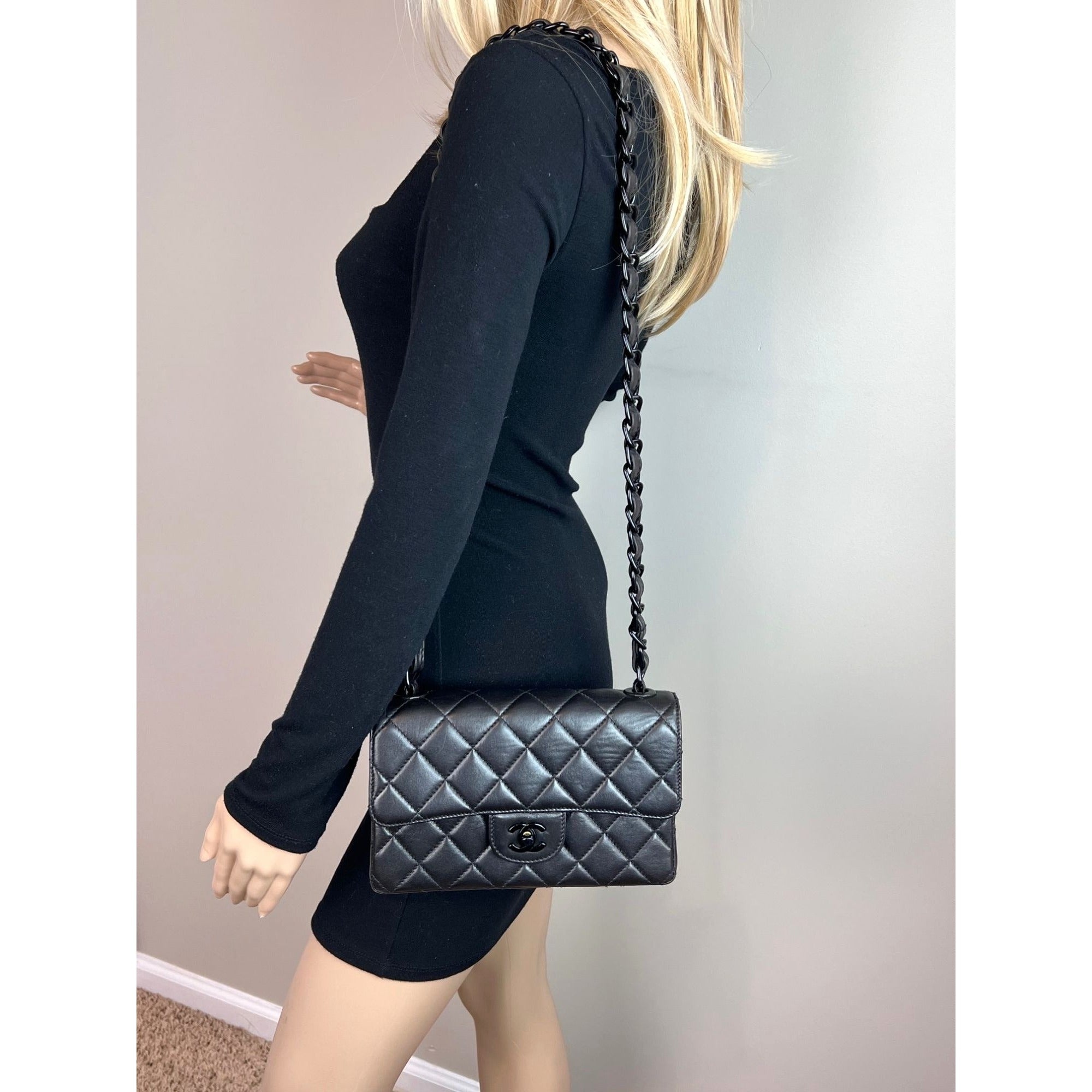 Chanel Vintage Quilted Lambskin Black Resin Chain Small Classic Single Flap Bag RARE - 8