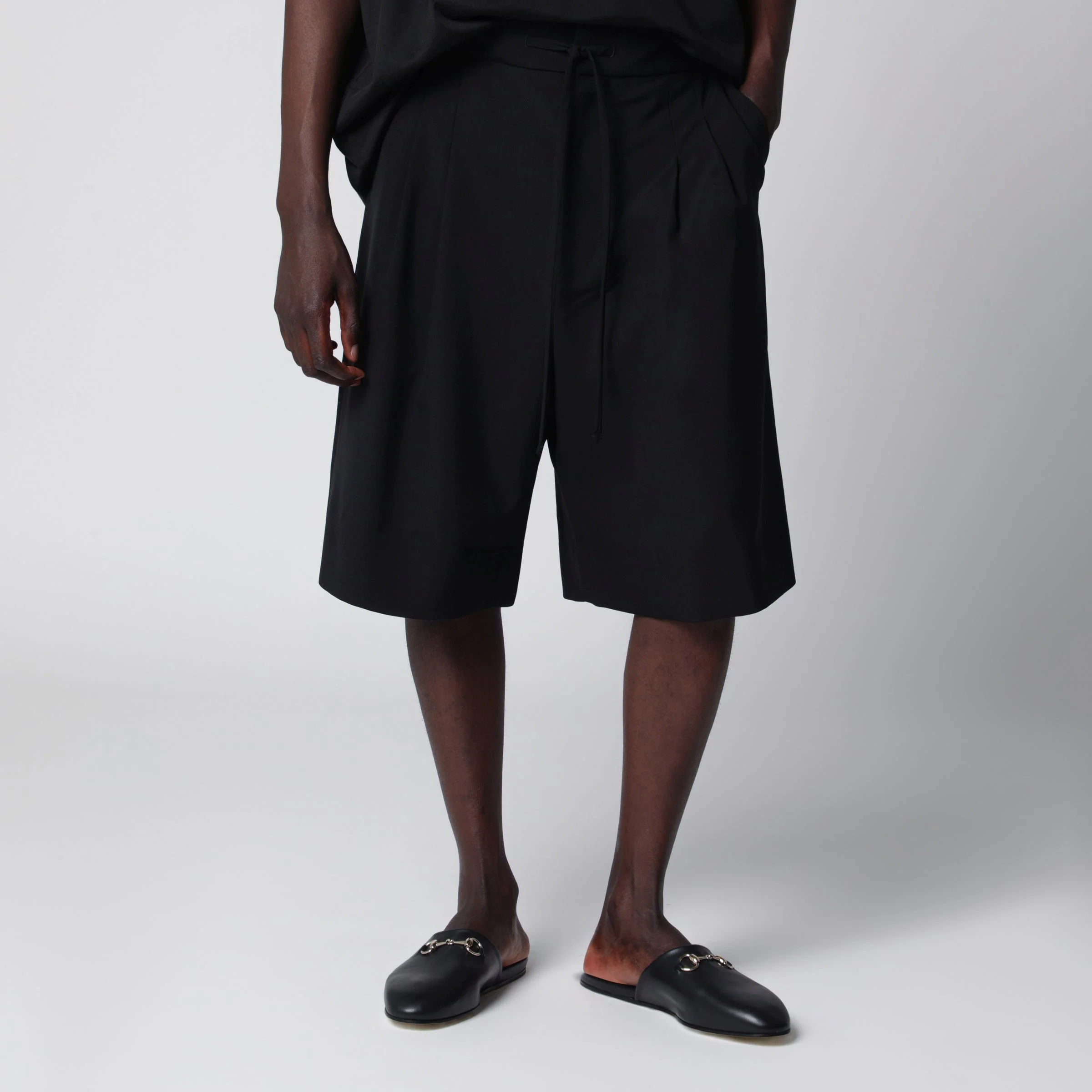 Black baggy wool Bermuda shorts - 1