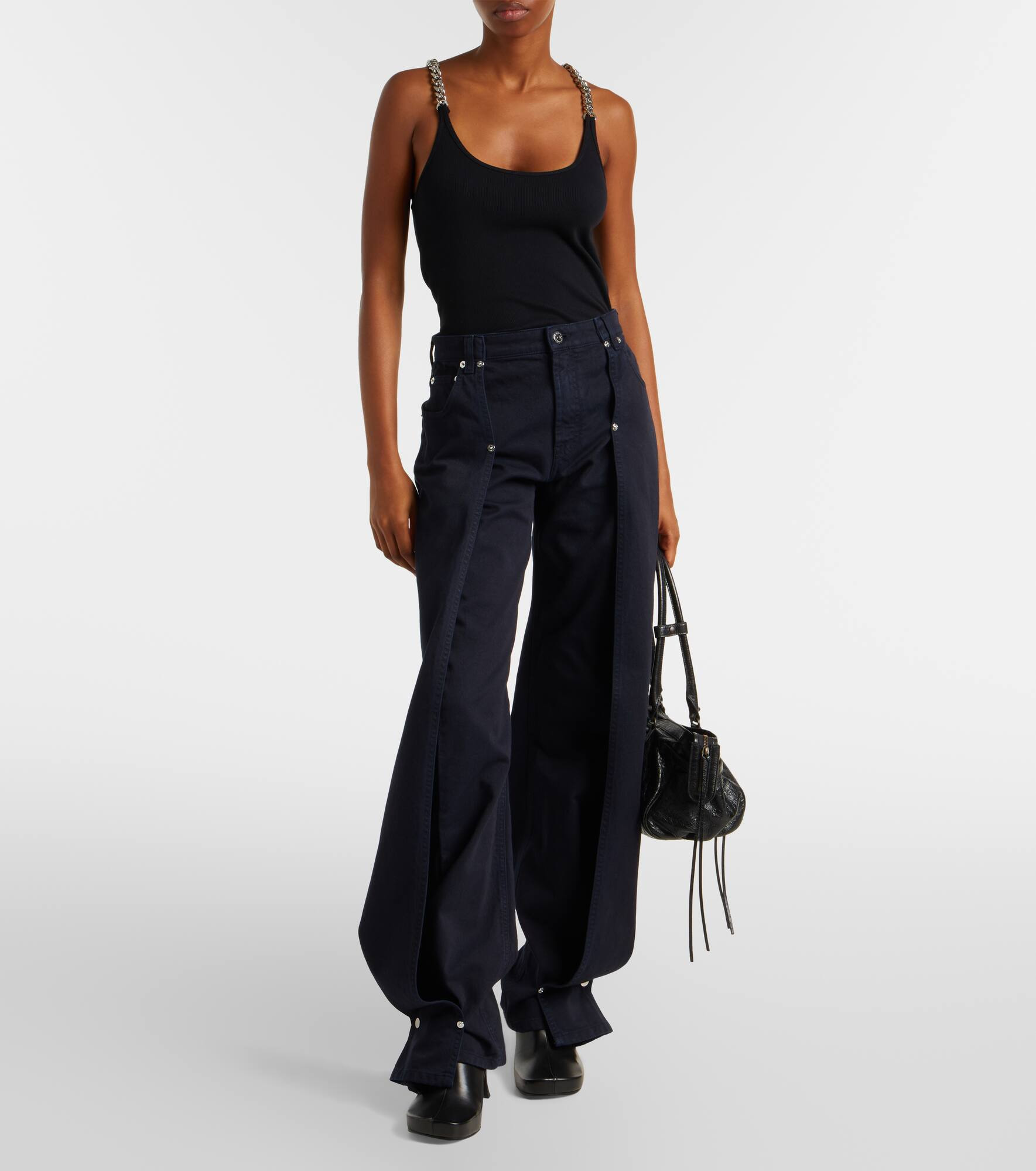 Low-rise wide-leg jeans - 2
