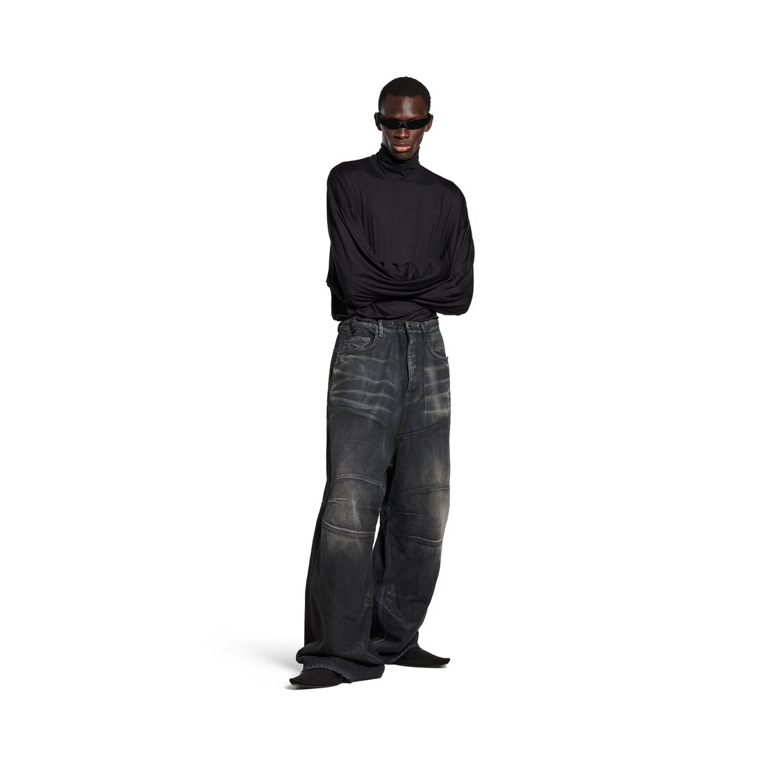 Men's Baggy Pants in Black - 2