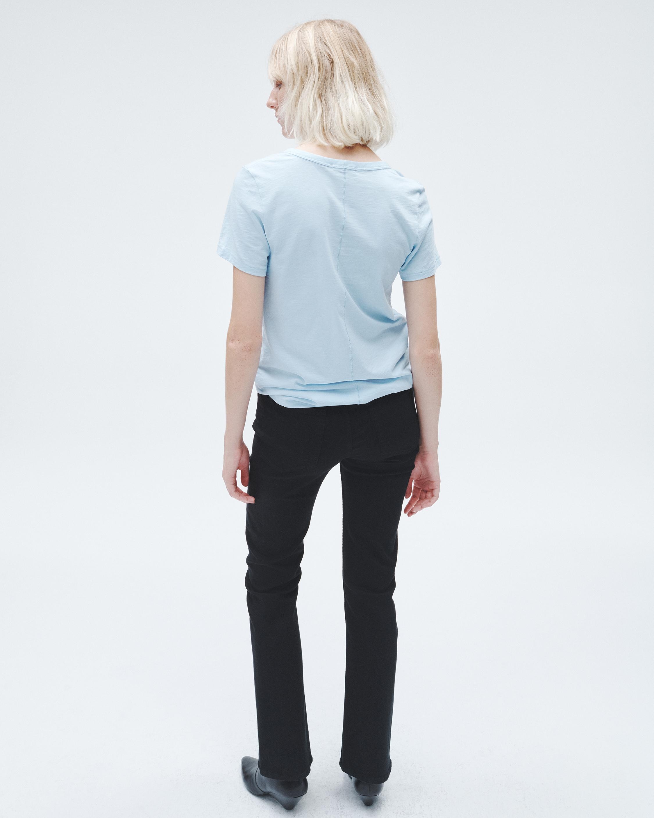 The Slub Vee
Organic Pima Cotton T-Shirt - 5