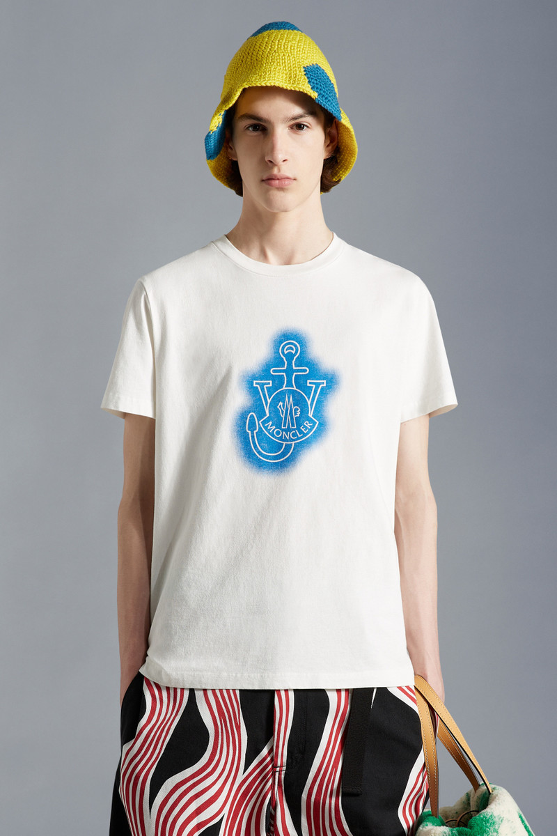 Moncler Logo T-Shirt outlook