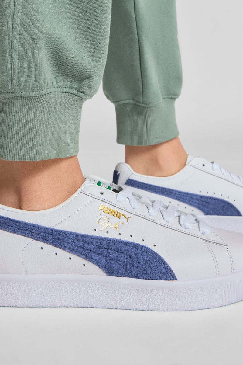 PUMA Clyde Base Sneakers outlook