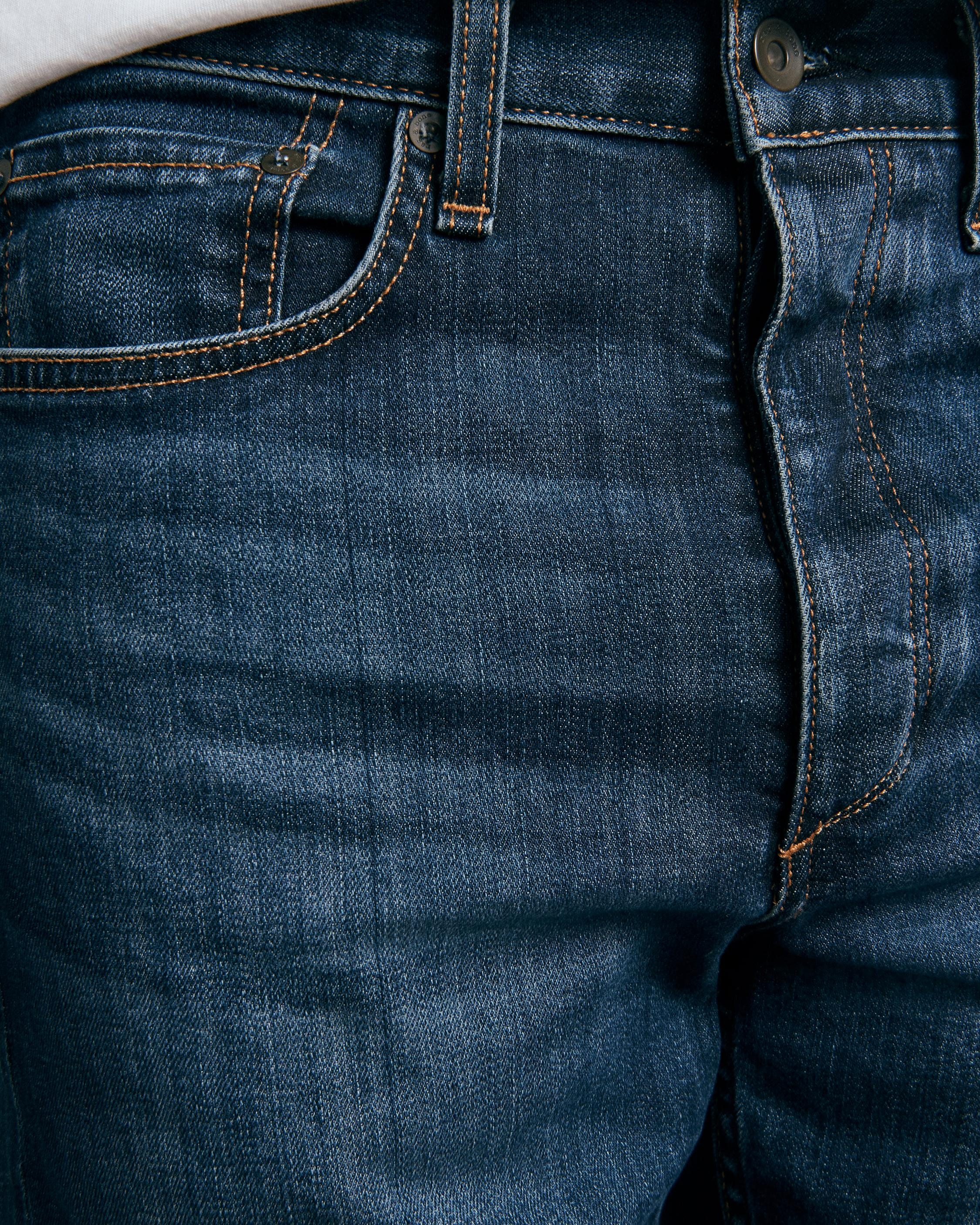 Fit 2 - Throop
Slim Fit Mid Indigo Authentic Stretch Jean - 3