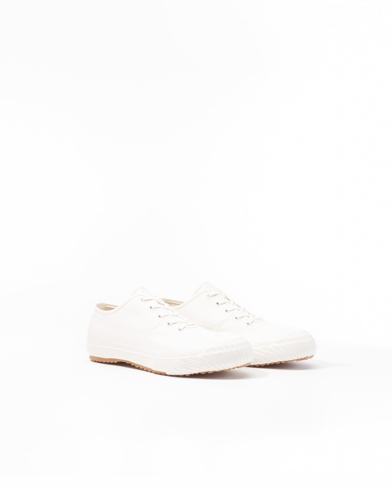 Canvas Low Top - 4