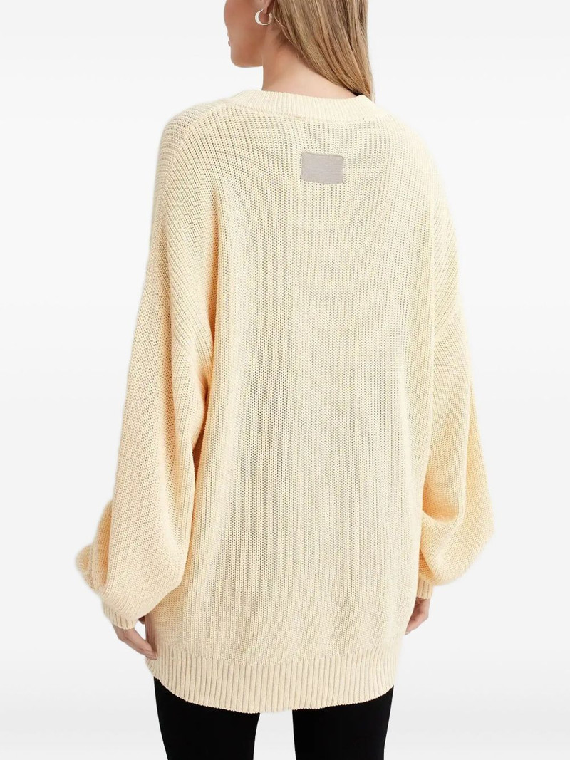 round-neck sweater 4