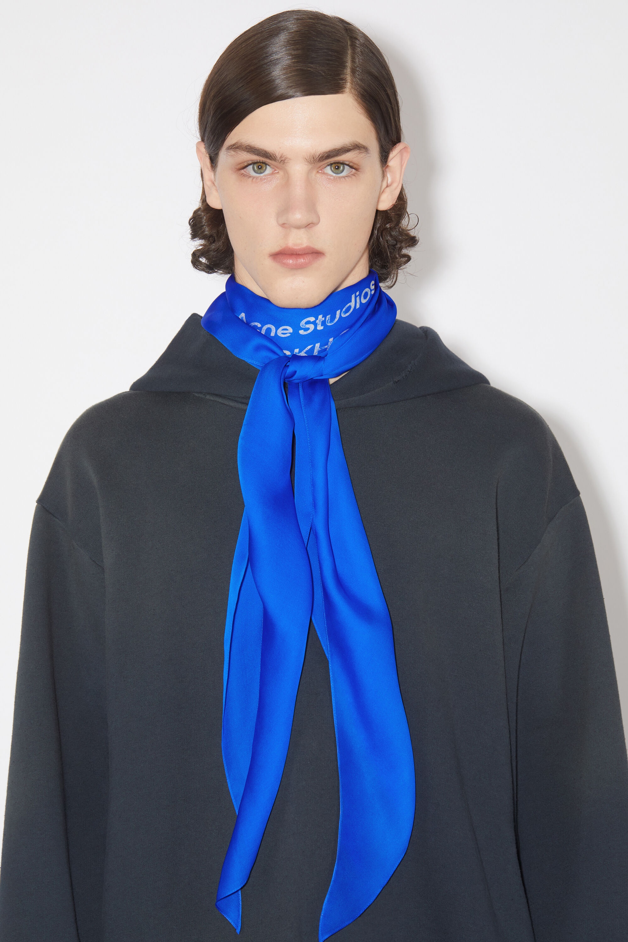 Silk scarf - Electric blue - 3