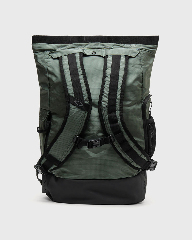 OAKLEY RESERVE UTILITY BAG outlook